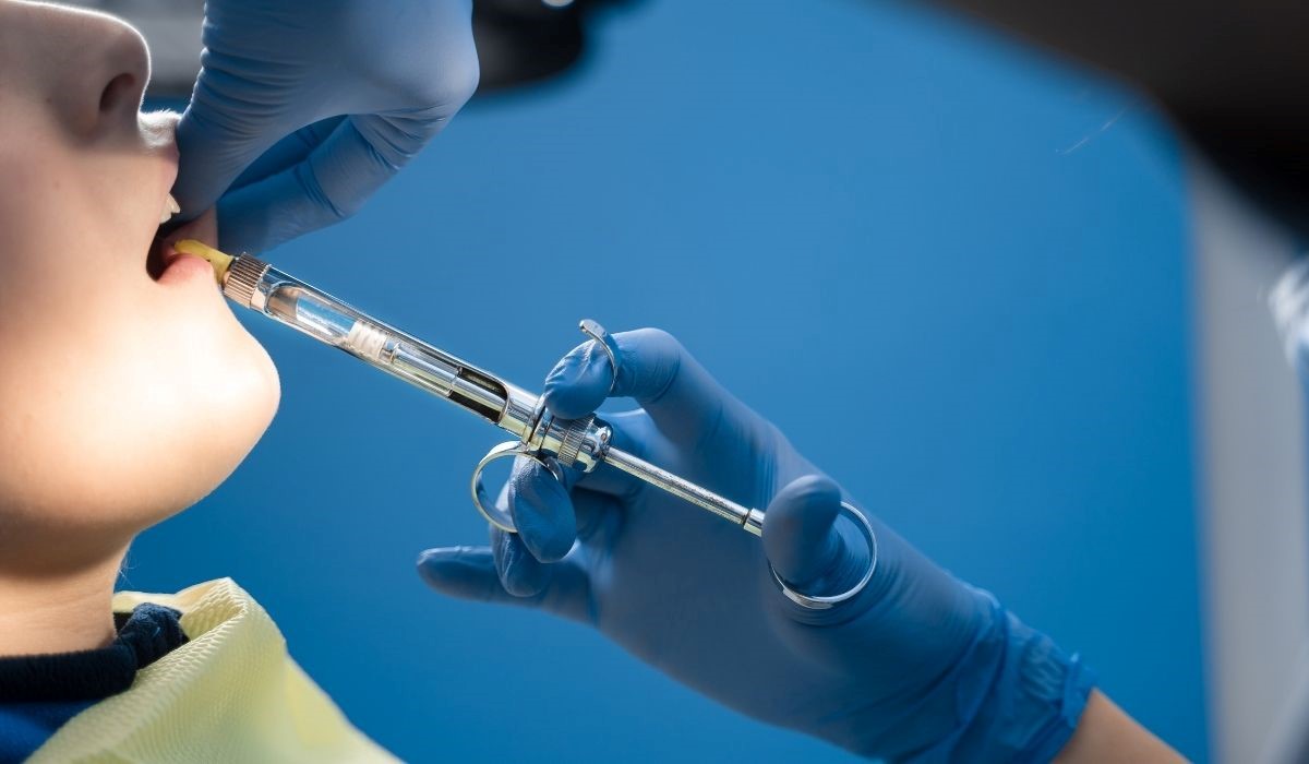 تزریق لیدوکائین تزریقی در بی&zwnj;حسی دندانپزشکی